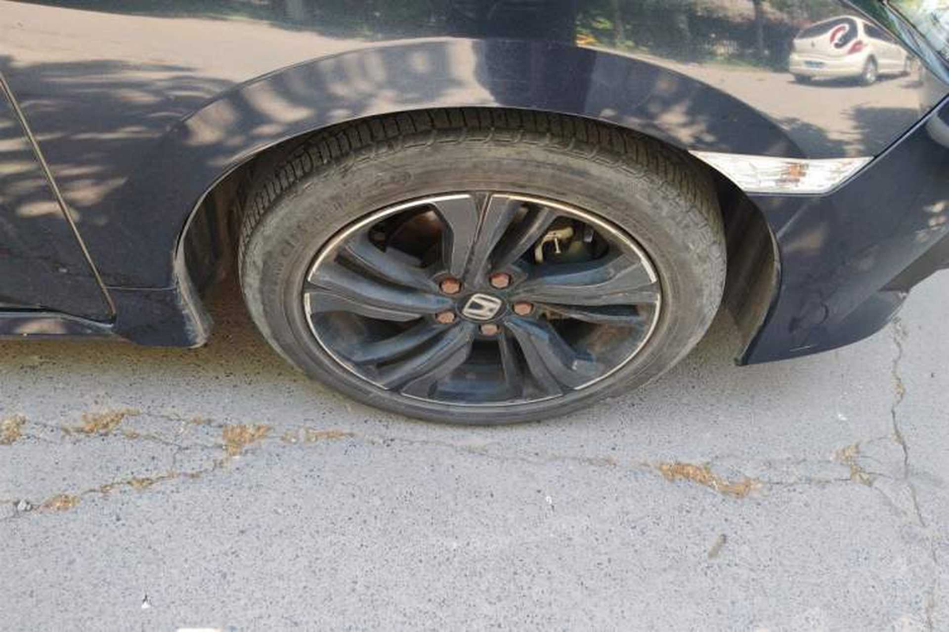 Used Honda Civic 2016 220TURBO CVT Prestige Edition Right Front Wheel Hub