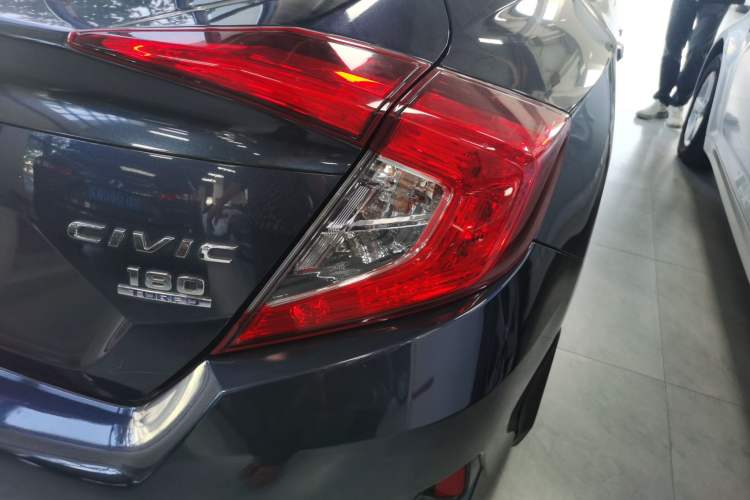 Used Honda Civic 2016 180TURBO CVT Comfort Version Right Rear Taillight