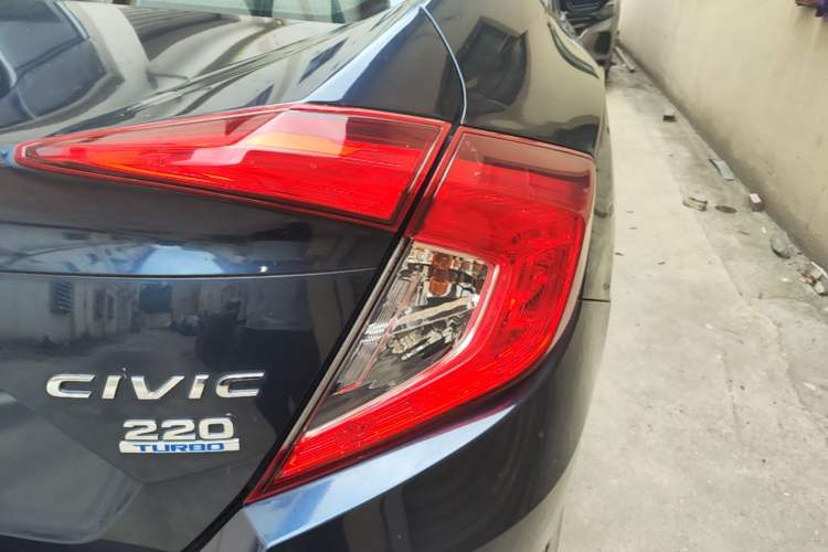 Used Honda Civic 2016 220TURBO CVT Prestige Edition Right Rear Taillight