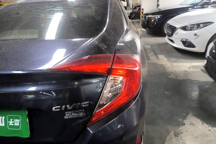 Used Honda Civic 2016 220TURBO Manual Luxury Edition Right Rear Taillight