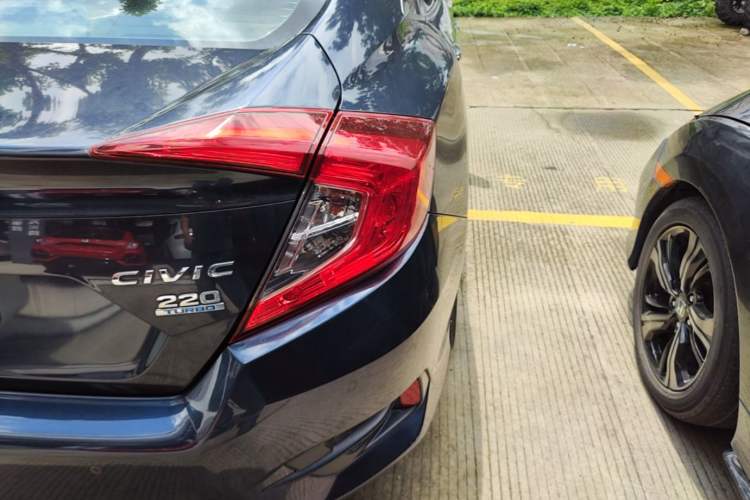 Used Honda Civic 2016 220TURBO CVT Prestige Edition Right Rear Taillight