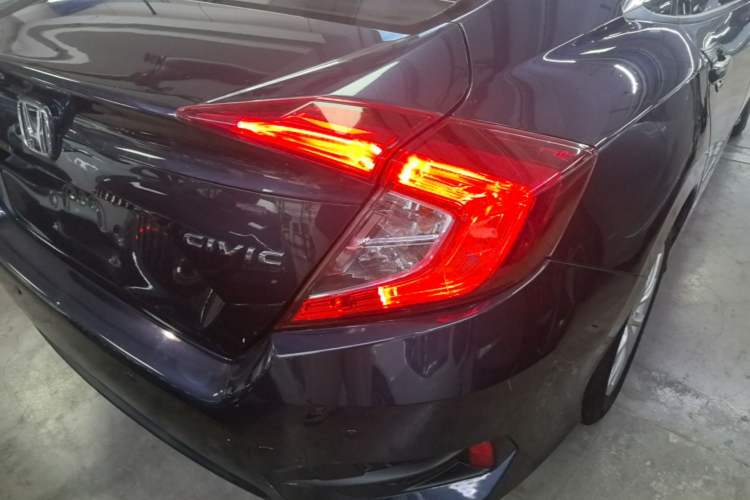 Used Honda Civic 2016 180TURBO CVT Comfort Version Right Rear Taillight