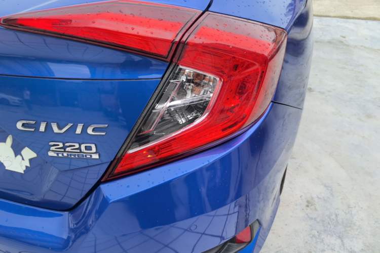 Used Honda Civic 2016 220TURBO CVT Luxury Edition Right Rear Taillight