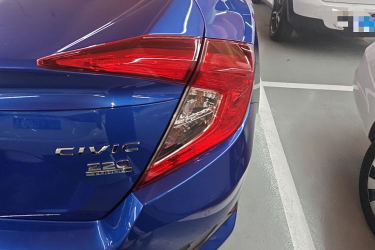 Used Honda Civic 2016 220TURBO CVT Luxury Edition Right Rear Taillight
