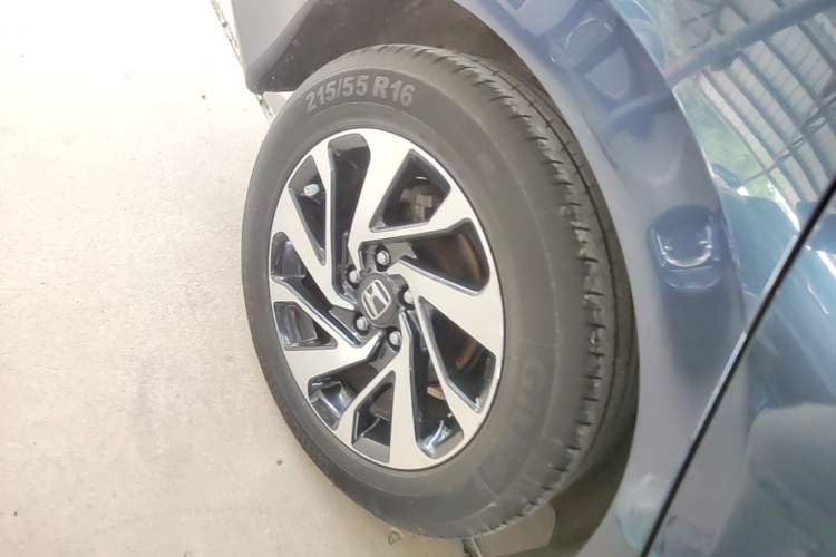 Used Honda Civic 2016 220TURBO CVT Luxury Edition Right Rear Wheel Hub