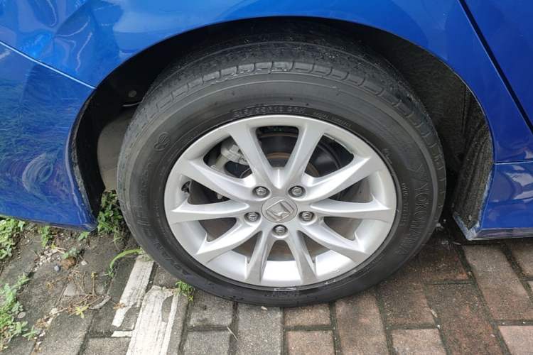 Used Honda Civic 2016 180TURBO CVT Comfort Version Right Rear Wheel Hub