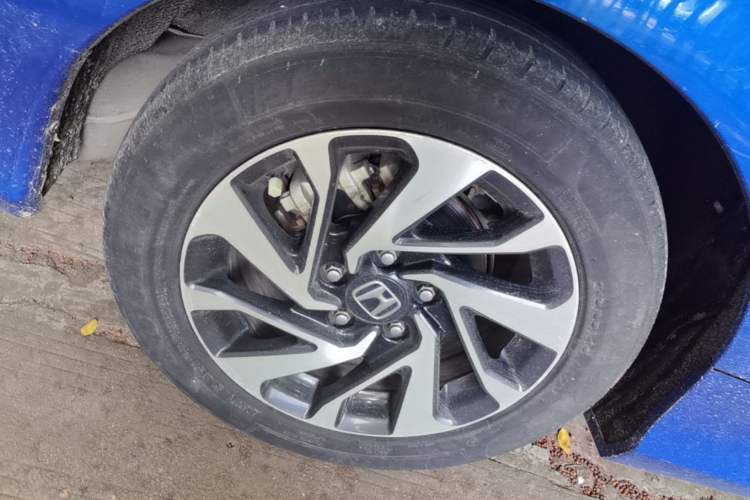 Used Honda Civic 2016 220TURBO CVT Luxury Edition Right Rear Wheel Hub
