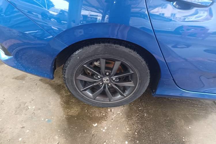 Used Honda Civic 2016 220TURBO CVT Prestige Edition Right Rear Wheel Hub