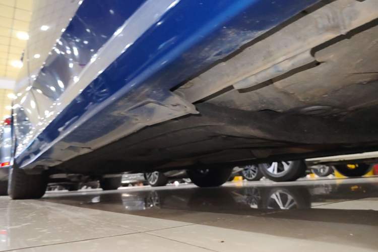Used Honda Civic 2016 220TURBO CVT Luxury Edition Right Side Sill