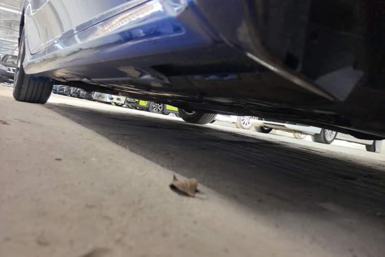 Used Honda Civic 2016 220TURBO CVT Luxury Edition Right Side Sill