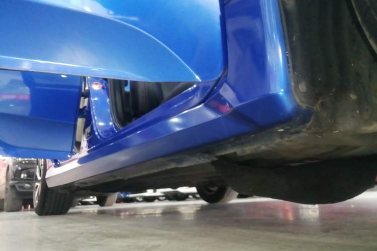 Used Honda Civic 2016 220TURBO CVT Luxury Edition Right Side Sill