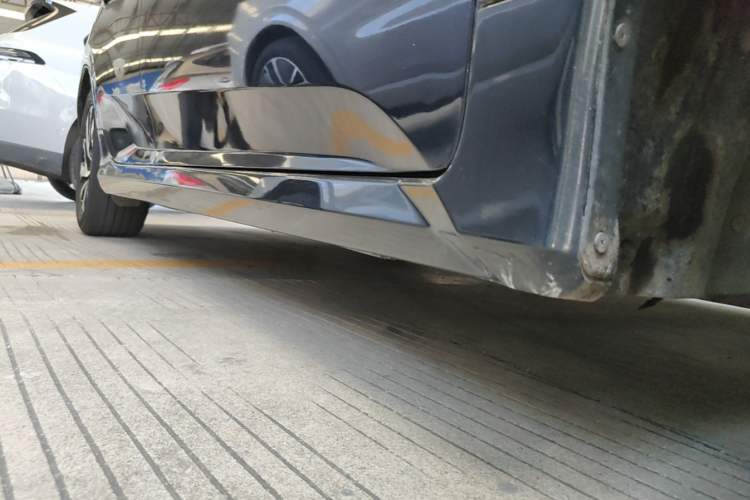 Used Honda Civic 2016 220TURBO CVT Luxury Edition Right Side Sill