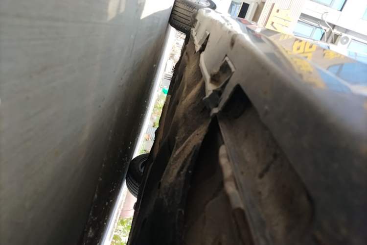 Used Honda Civic 2016 220TURBO CVT Luxury Edition Right Side Sill