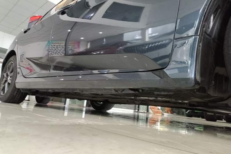 Used Honda Civic 2016 220TURBO CVT Prestige Edition Right Side Sill