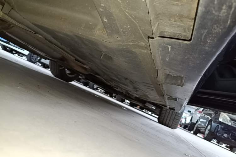Used Honda Civic 2016 220TURBO CVT Luxury Edition Right Side Sill