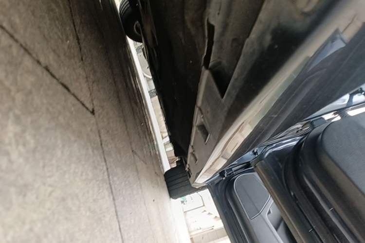 Used Honda Civic 2016 220TURBO CVT Luxury Edition Right Side Sill