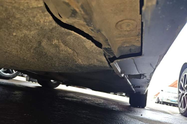 Used Honda Civic 2016 180TURBO CVT Comfort Version Right Side Sill