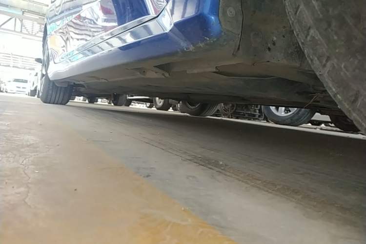 Used Honda Civic 2016 220TURBO CVT Luxury Edition Right Side Sill
