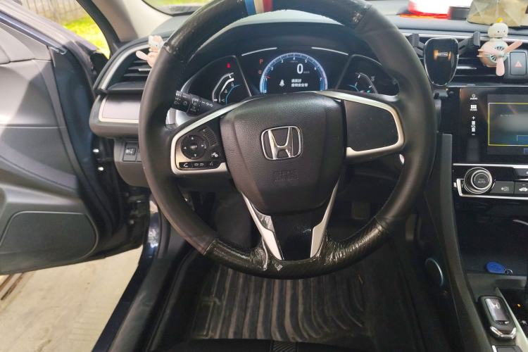 Used Honda Civic 2016 220TURBO CVT Luxury Edition Steering Wheel