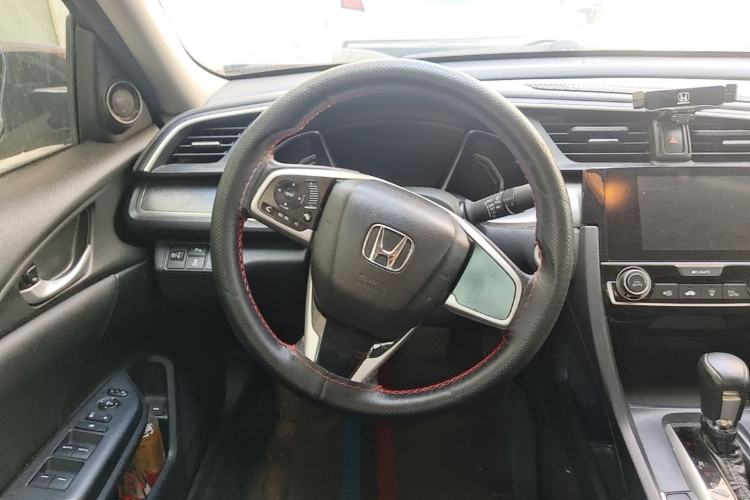 Used Honda Civic 2016 220TURBO CVT Luxury Edition Steering Wheel