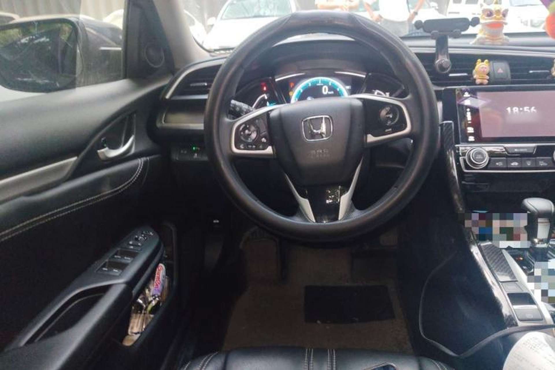Used Honda Civic 2016 220TURBO CVT Luxury Edition Steering Wheel