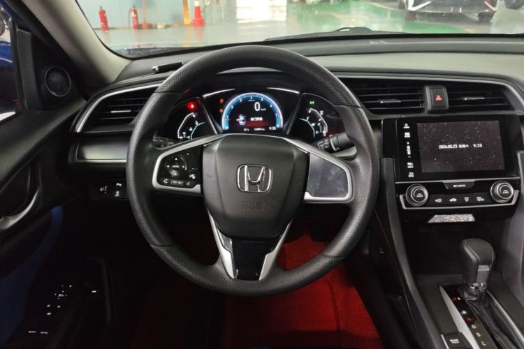 Used Honda Civic 2016 220TURBO CVT Luxury Edition Steering Wheel