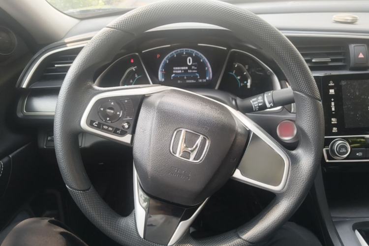 Used Honda Civic 2016 220TURBO CVT Luxury Edition Steering Wheel