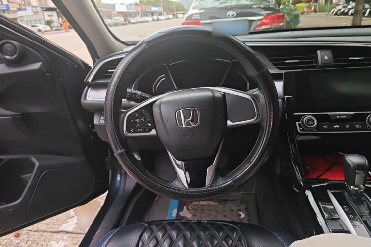 Used Honda Civic 2016 220TURBO CVT Luxury Edition Steering Wheel