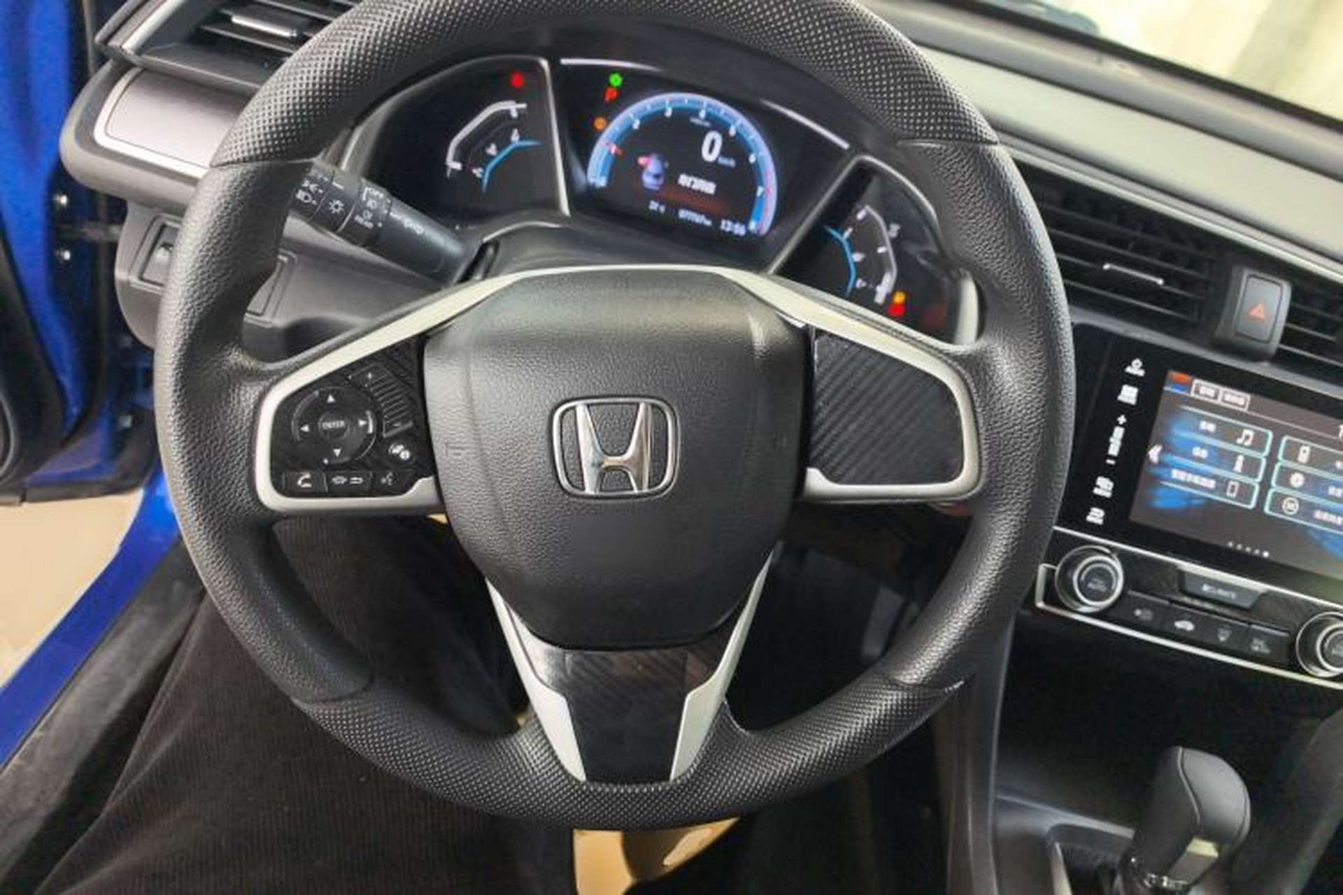 Used Honda Civic 2016 220TURBO CVT Luxury Edition Steering Wheel