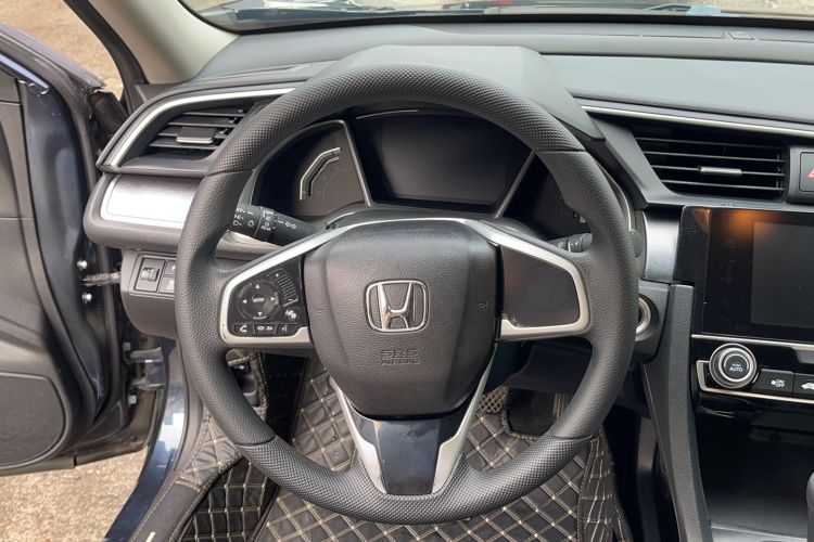 Used Honda Civic 2016 220TURBO CVT Luxury Edition Steering Wheel