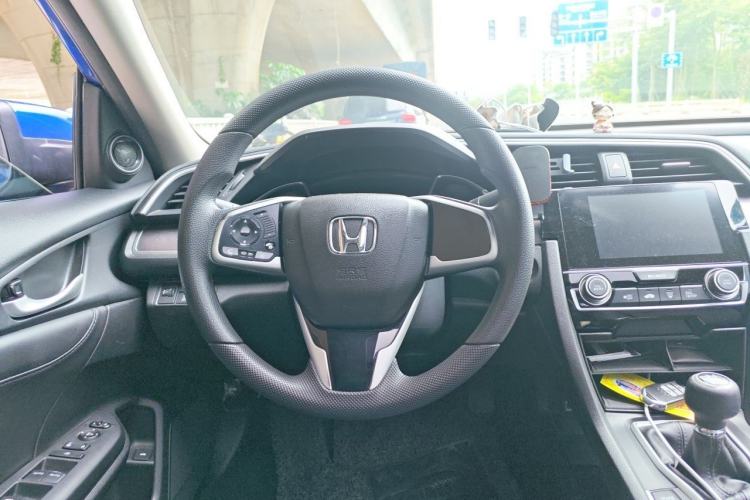 Used Honda Civic 2016 220TURBO Manual Luxury Edition Steering Wheel