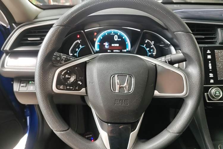 Used Honda Civic 2016 220TURBO CVT Luxury Edition Steering Wheel