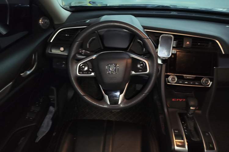 Used Honda Civic 2016 220TURBO CVT Luxury Edition Steering Wheel