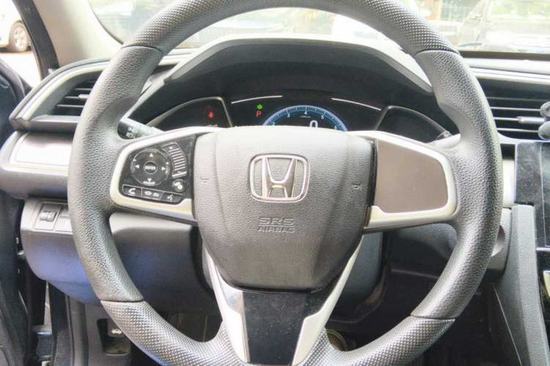 Used Honda Civic 2016 220TURBO CVT Luxury Edition Steering Wheel
