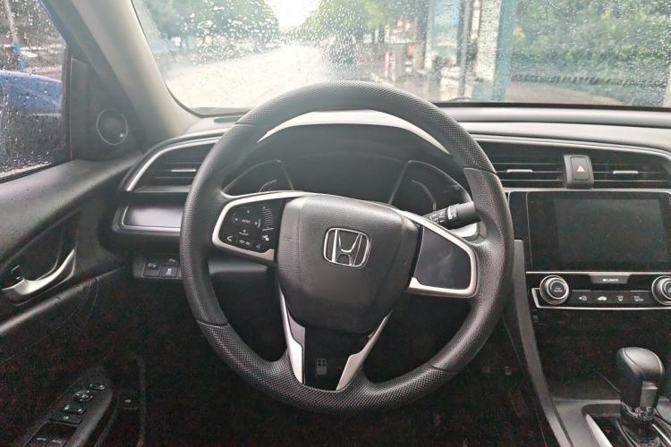 Used Honda Civic 2016 220TURBO CVT Luxury Edition Steering Wheel
