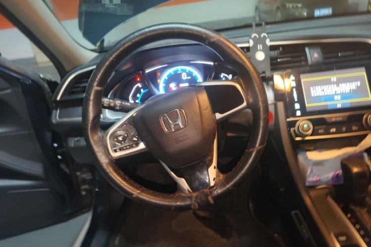 Used Honda Civic 2016 220TURBO CVT Luxury Edition Steering Wheel