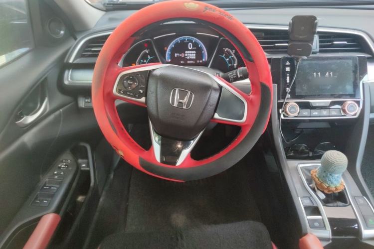 Used Honda Civic 2016 220TURBO Manual Luxury Edition Steering Wheel