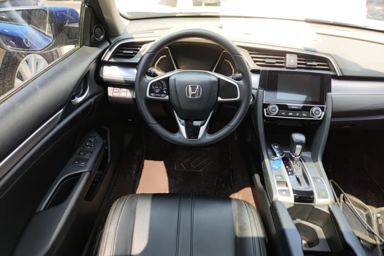 Used Honda Civic 2016 220TURBO CVT Luxury Edition Steering Wheel