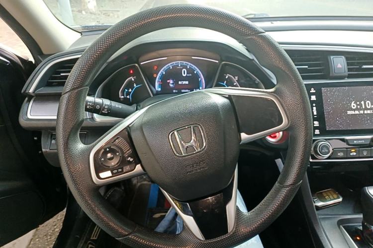 Used Honda Civic 2016 220TURBO CVT Luxury Edition Steering Wheel