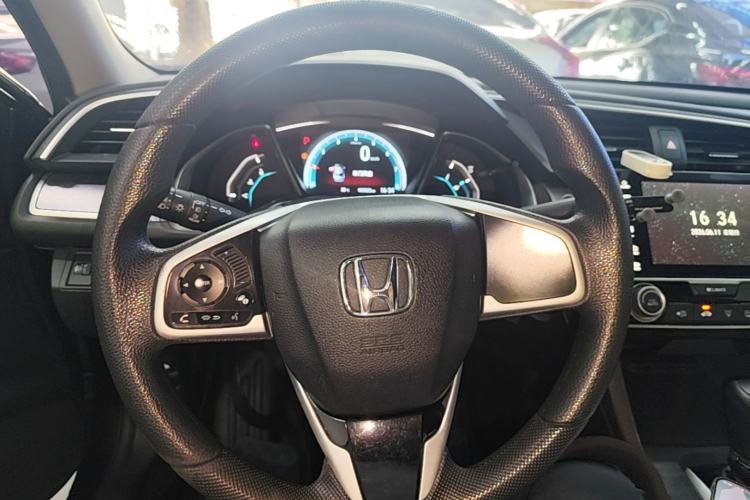 Used Honda Civic 2016 220TURBO CVT Luxury Edition Steering Wheel