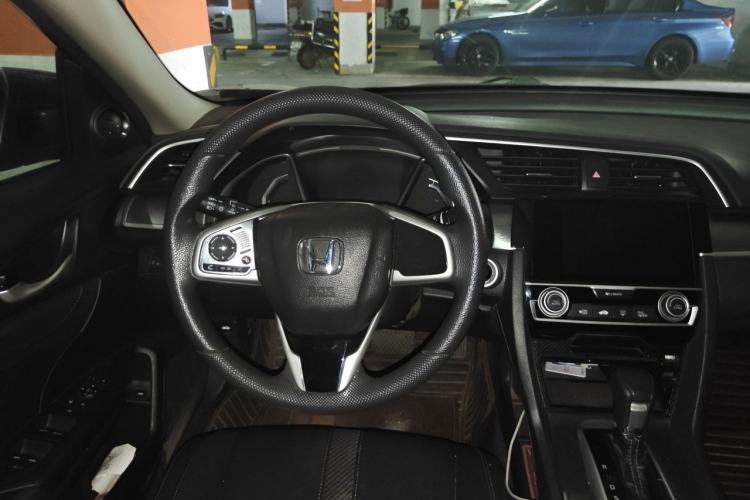 Used Honda Civic 2016 220TURBO CVT Luxury Edition Steering Wheel