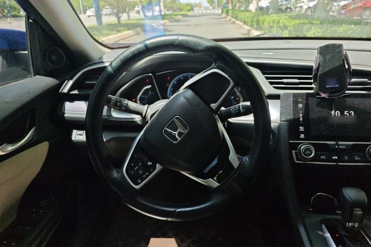 Used Honda Civic 2016 220TURBO CVT Luxury Edition Steering Wheel