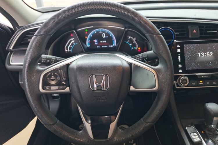 Used Honda Civic 2016 220TURBO CVT Luxury Edition Steering Wheel