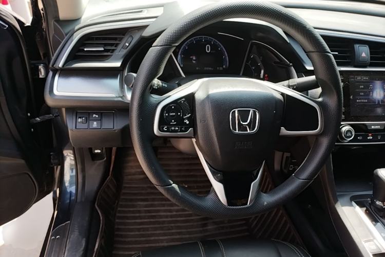 Used Honda Civic 2016 220TURBO CVT Luxury Edition Steering Wheel