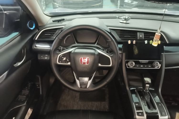 Used Honda Civic 2016 220TURBO CVT Luxury Edition Steering Wheel