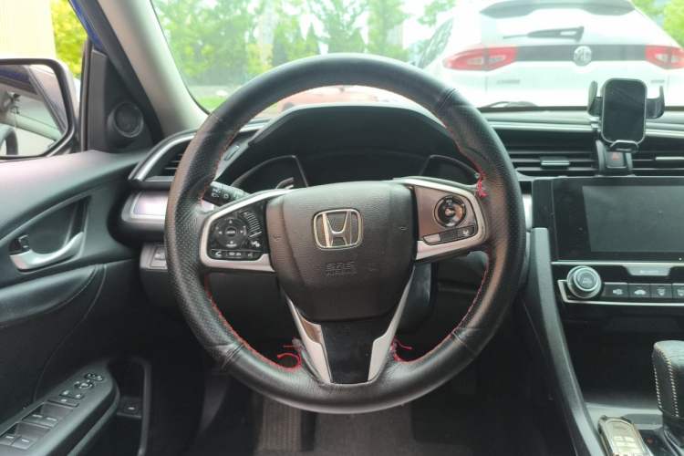 Used Honda Civic 2016 220TURBO CVT Luxury Edition Steering Wheel