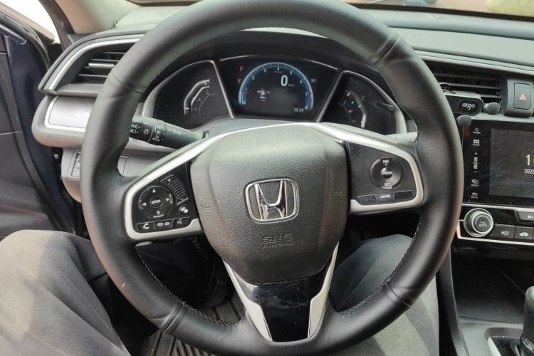 Used Honda Civic 2016 220TURBO CVT Luxury Edition Steering Wheel