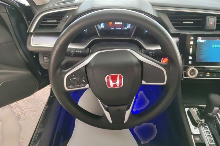 Used Honda Civic 2016 220TURBO CVT Luxury Edition Steering Wheel