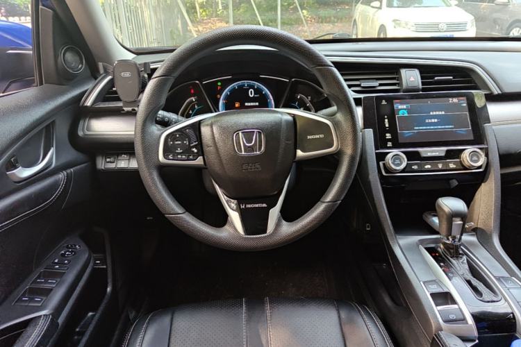 Used Honda Civic 2016 220TURBO CVT Luxury Edition Steering Wheel