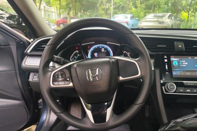 Used Honda Civic 2016 220TURBO CVT Luxury Edition Steering Wheel